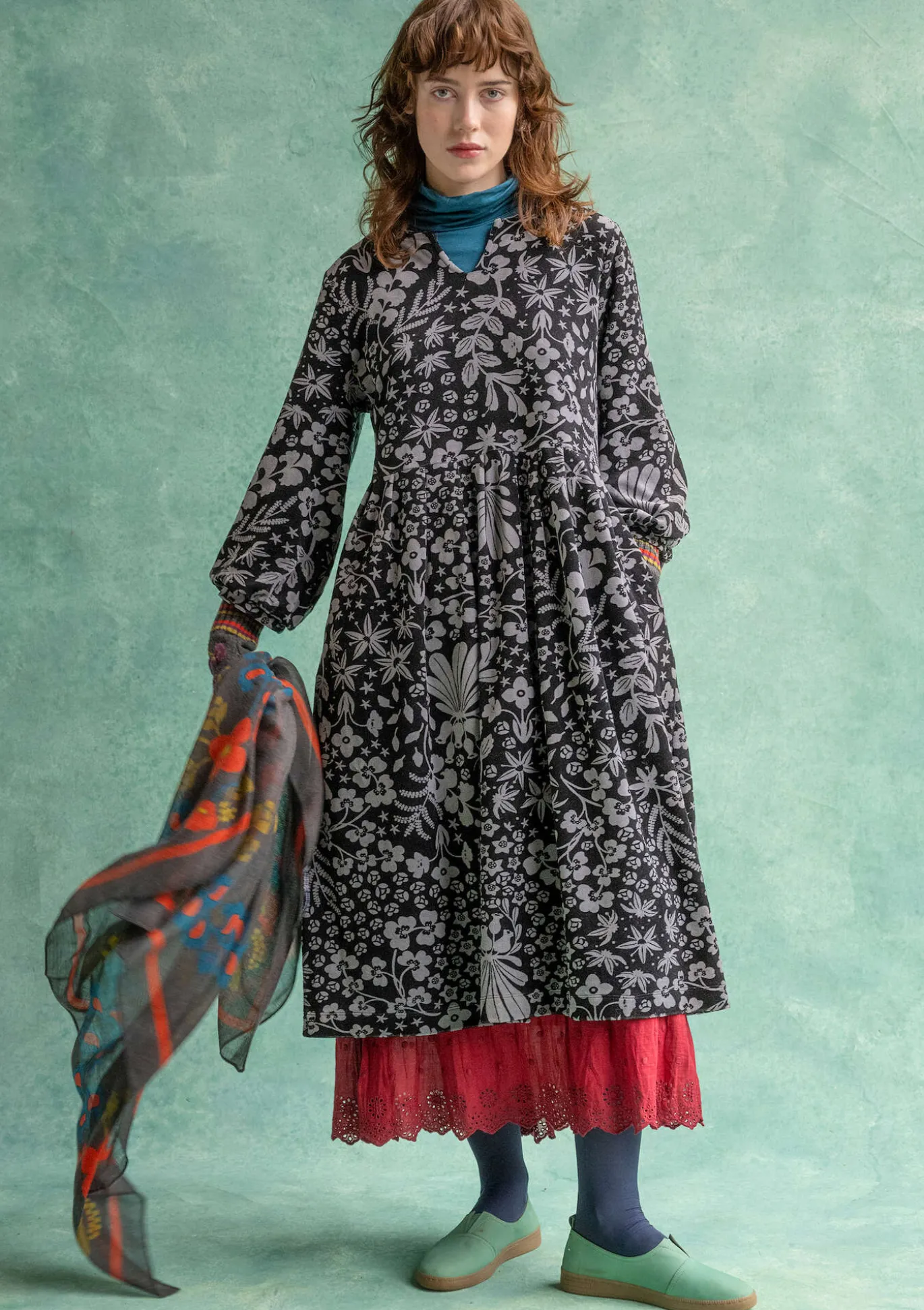 Velourskleid „Katla“ aus Bio-Baumwolle/Recycling-Polyester